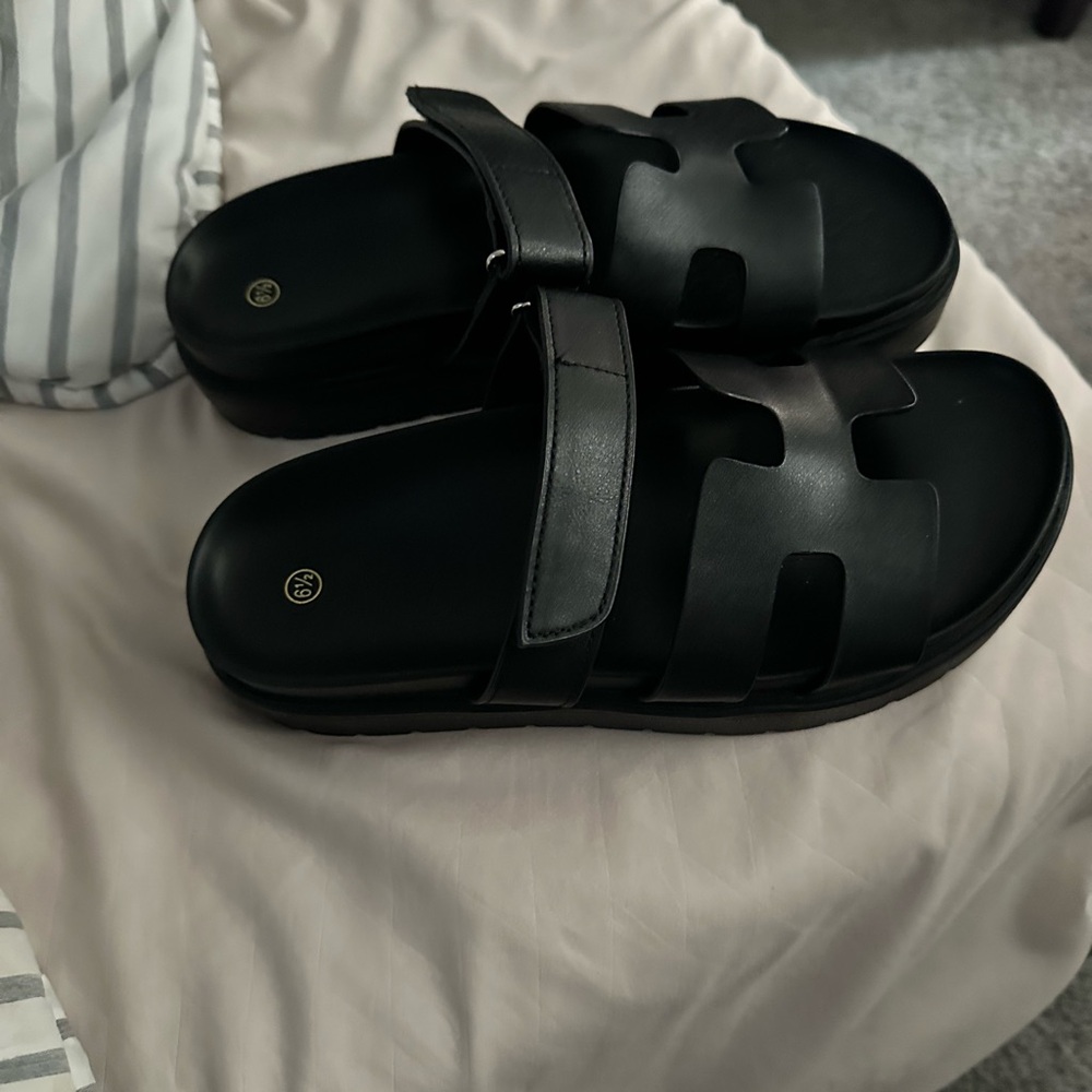 Amazon Black Platform Sandals